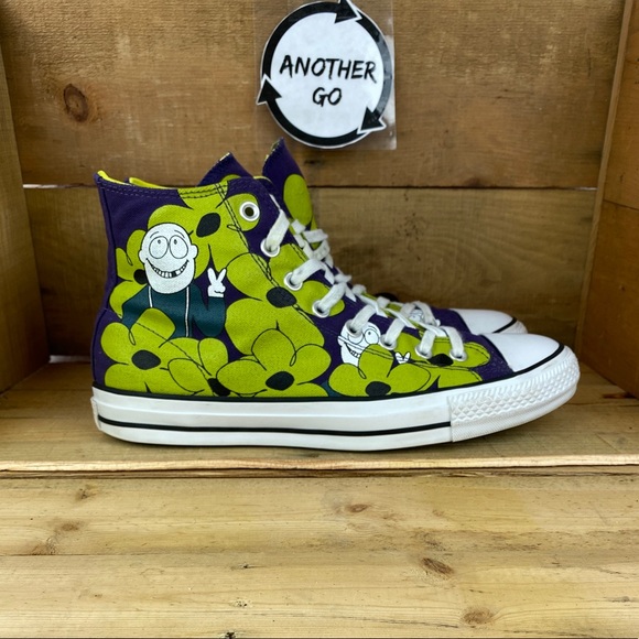 dinosaur chuck taylors